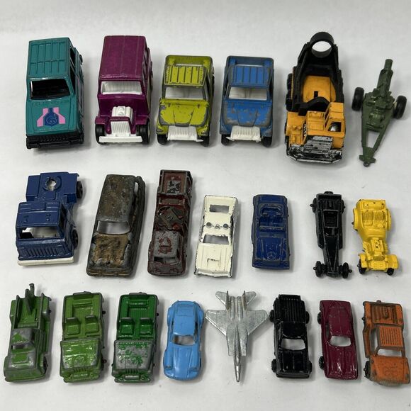 Lot TootsieToy 1/60 - Chrysler Airflow + 1 Modèle - Miniatures Voitures Anciennes